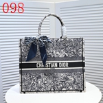 偽物ディオールバッグ